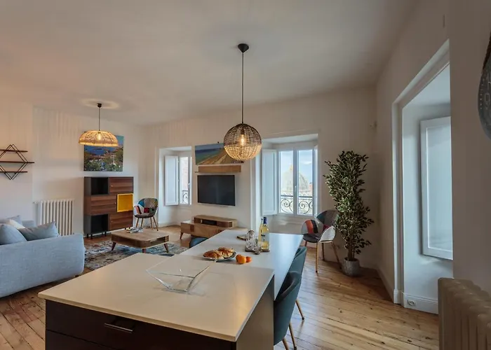 Imperial In The Center Of Close To The * Biarritz